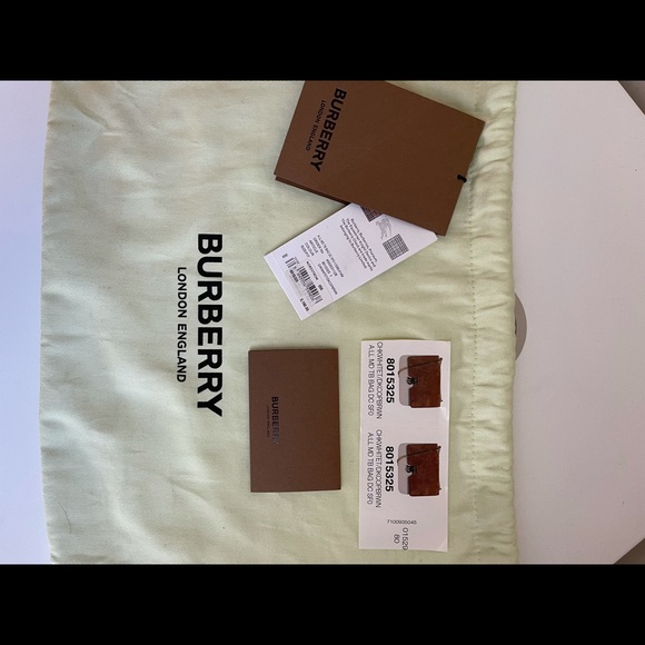 BURBERRY Medium TB Two-Tone Leather Shoulder Bag - Picture 7 of 8